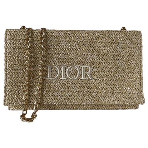 pochette dior raphia cadeau|Pochette à rabat 30 Montaigne Avenue Raphia Cannage beige.